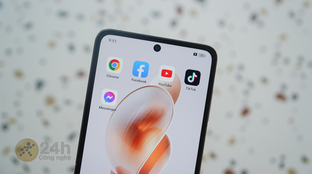 Hiệu năng mượt mà - OPPO Find N2 Flip