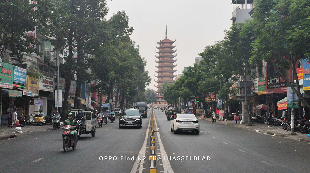 Ảnh chụp từ điện thoại - OPPO Find N2 Flip