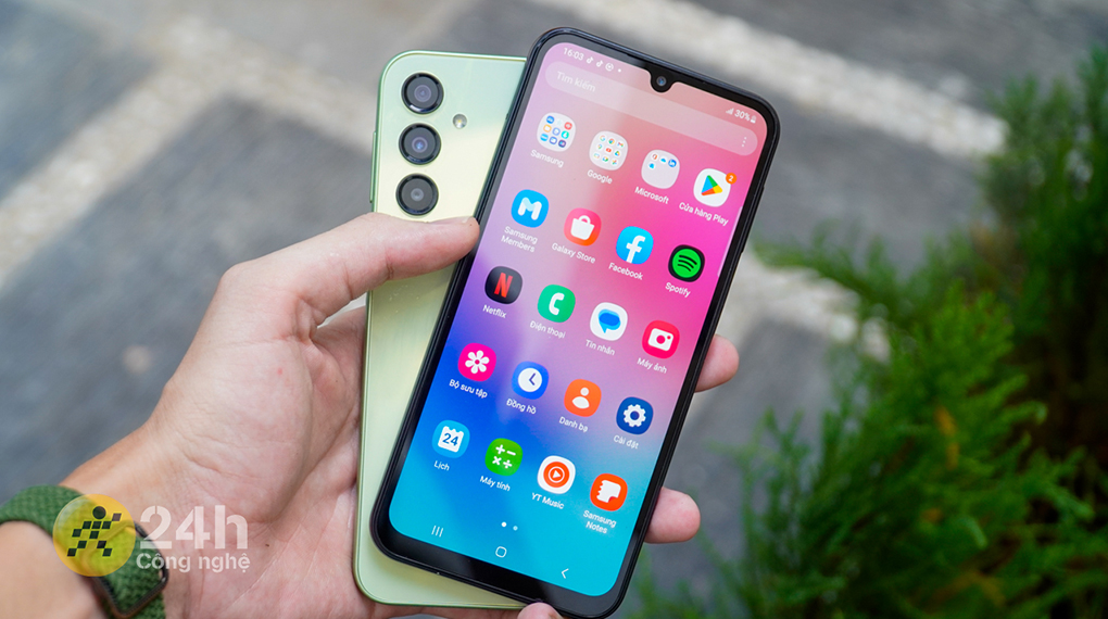 Hỗ trợ tính năng sạc pin nhanh - Samsung Galaxy A24