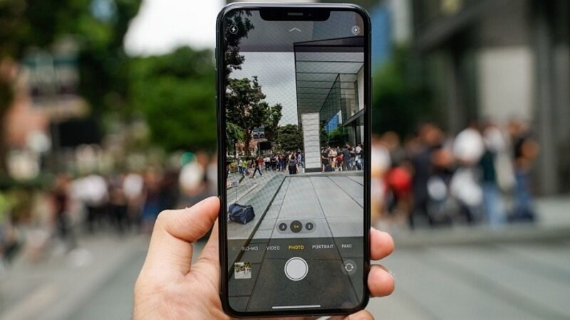 iPhone 11 Pro Max được trang bị thêm 1 camera tele kết hợp hệ thống chống rung tốt hơn