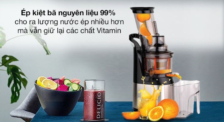 Máy ép chậm với tốc độ quay chậm 60 vòng/phút cùng công suất 240W có khả năng ép kiệt bã nguyên liệu đến 99%