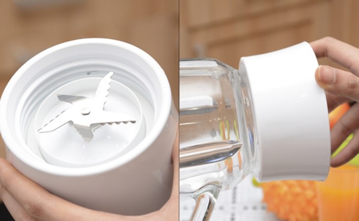 Bạn nên vặn chặt bộ phận lưỡi dao vào cối xay để đảm bảo an toàn khi sử dụng cũng như giúp thiết bị vận hành ổn định Bạn nên vặn chặt bộ phận lưỡi dao vào cối xay để đảm bảo an toàn khi sử dụng cũng như giúp thiết bị vận hành ổn định