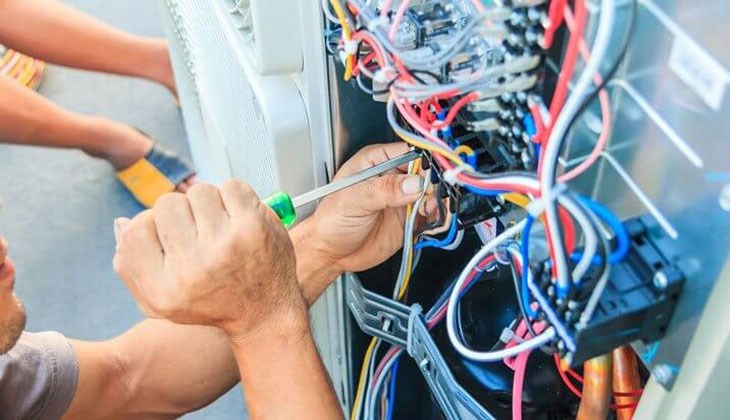 Kiểm tra đường điện áp của máy điều hòa