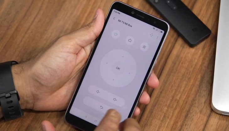 Sau khi kết nối điện thoại với tivi thành công, bạn có thể thoải mái sử dụng các phím trên ứng dụng