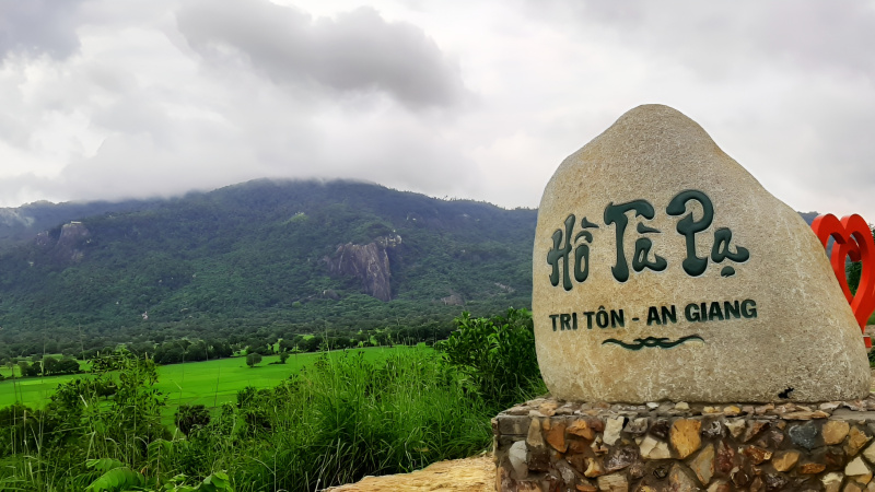 Hồ Tà Pạ