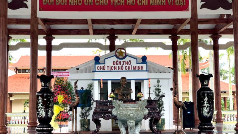 Đền thờ chủ tịch Hồ Chí Minh