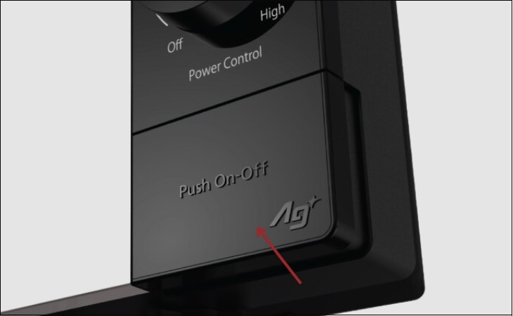 Bạn nhấn nút Push On/Off trên máy nước nóng trực tiếp Panasonic 4500W DH-4UP1VS để nước chảy sang vòi sen Bạn nhấn nút Push On/Off trên máy nước nóng trực tiếp Panasonic 4500W DH-4UP1VS để nước chảy sang vòi sen