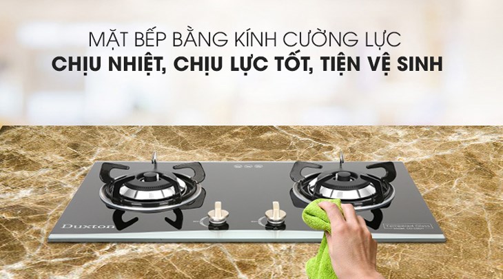 Mặt bếp ga âm Duxton DG-2BGV làm từ kính cường lực có khả năng chịu nhiệt tốt và hạn chế nứt vỡ hiệu quả