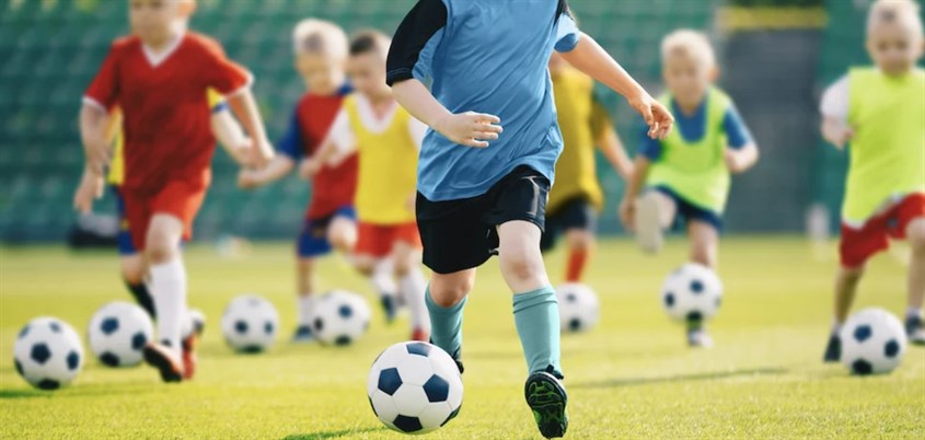 Sau khi mặc xong, bạn nên giặt ngay để quần áo được đảm bảo độ bền Sau khi mặc xong, bạn nên giặt ngay để quần áo được đảm bảo độ bền