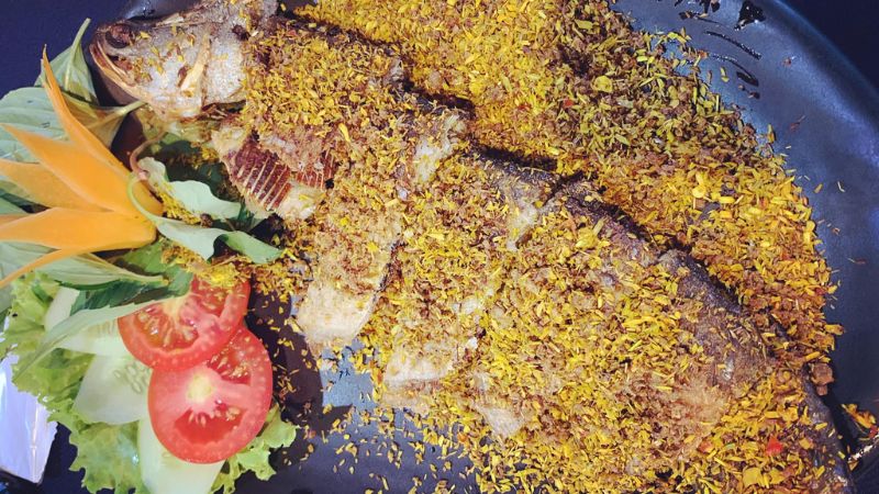 Cá thát lát sả ớt chiên giòn