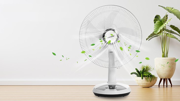 Đặt quạt sạc điện Sunhouse 5 cánh SHD7223 24W ở nơi thoáng mát và có bề mặt bằng phẳng Đặt quạt sạc điện Sunhouse 5 cánh SHD7223 24W ở nơi thoáng mát và có bề mặt bằng phẳng