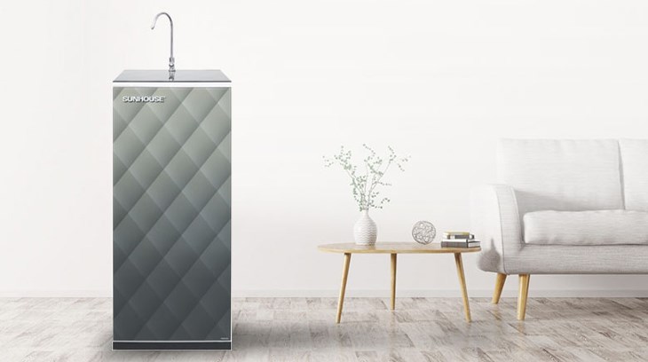 Lắp đặt máy lọc nước RO Sunhouse SHA8858K 8 lõi ở khoảng trống gần tường để máy hoạt động tốt nhất Lắp đặt máy lọc nước RO Sunhouse SHA8858K 8 lõi ở khoảng trống gần tường để máy hoạt động tốt nhất