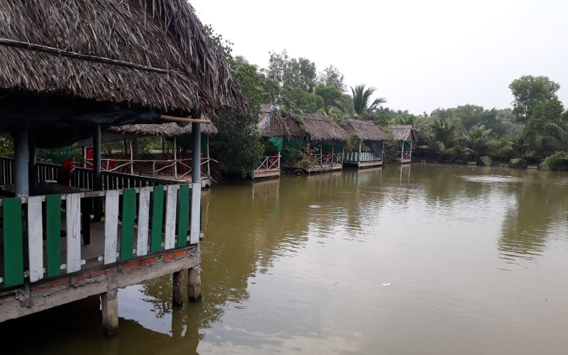 Quán câu cá Vườn Hoang