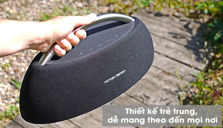 Loa Bluetooth Harman Kardon Go + Play mini thiết kế sang trọng, đường cong tinh tế, tay cầm chắc chắn cho bạn tiện cầm nắm