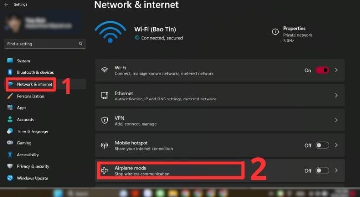 Người dùng nhấn Off để vô hiệu hóa chế độ máy bay Người dùng nhấn Off để vô hiệu hóa chế độ máy bay