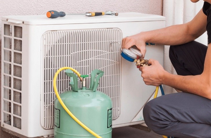 Nạp gas đầy đủ giúp máy lạnh Sharp vận hành tốt