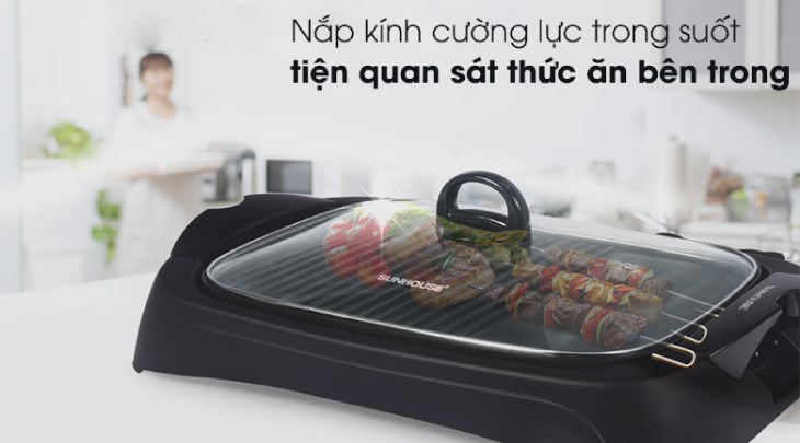 Bạn hãy lau nắp kính của bếp nướng điện Sunhouse SHD4602 bằng khăn mềm để đảm bảo độ mới cho sản phẩm Bạn hãy lau nắp kính của bếp nướng điện Sunhouse SHD4602 bằng khăn mềm để đảm bảo độ mới cho sản phẩm