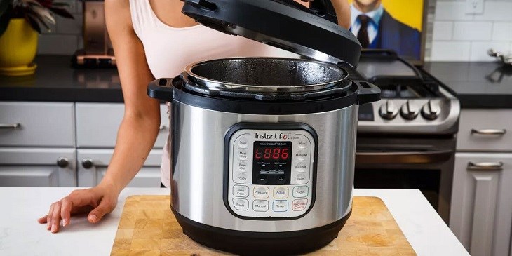 Không lau khô nồi sau khi rửa Không lau khô nồi sau khi rửa