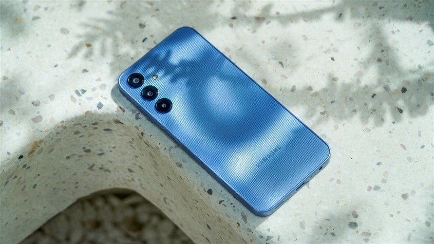 Samsung Galaxy A25 được tích hợp công nghệ 5G hiện đại cùng cụm camera có độ phân giải cao