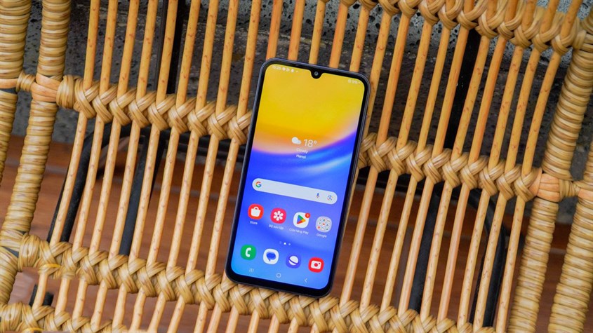 Samsung Galaxy A15 sở hữu nhiều tính năng nổi bật nhờ hệ điều hành Android 14 hiện đại