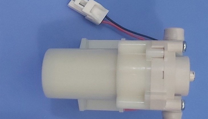 Motor bơm nước của tủ lạnh Hitachi bị hỏng cũng có thể khiến thiết bị không thể làm đá