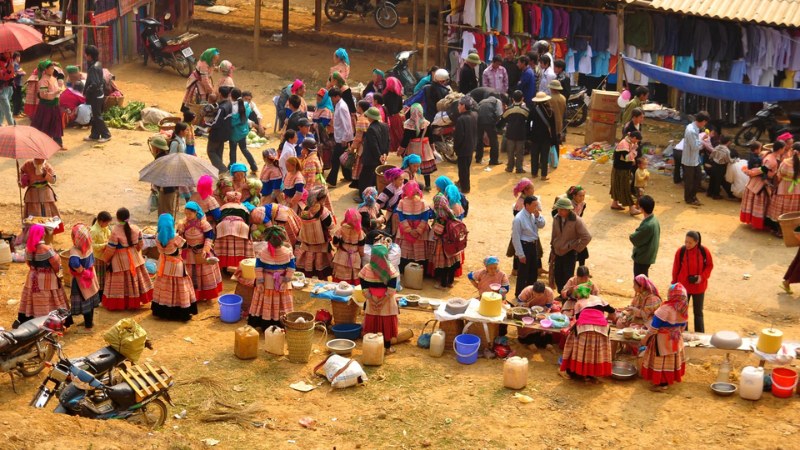 Chợ phiên Bắc Hà diễn ra vào ngày nào?
