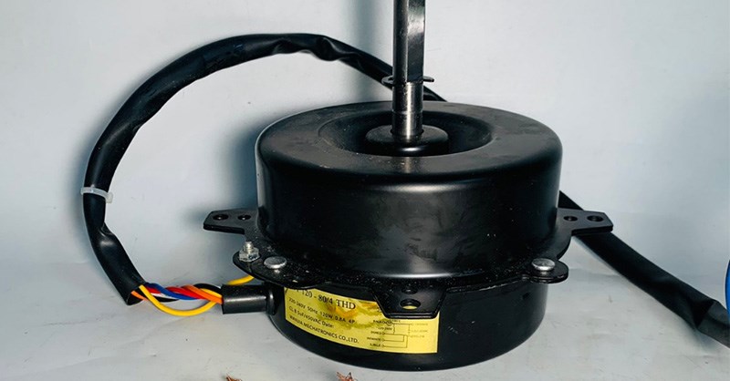 Khi muốn thay mô tơ quạt, bạn nên liên hệ với thợ sửa chữa chuyên nghiệp