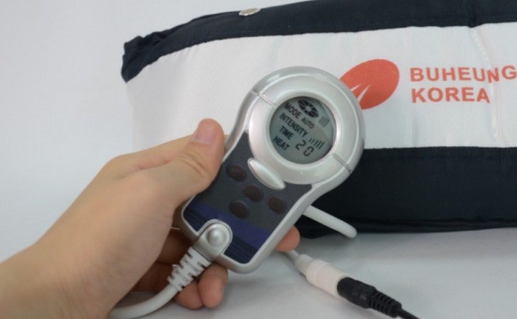 Người dùng có thể dễ dàng lựa chọn chế độ rung với remote điều chỉnh từ xa