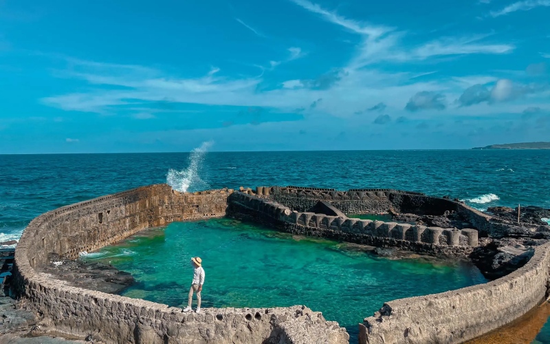 Tháng 5 - Du hí Phú Quý